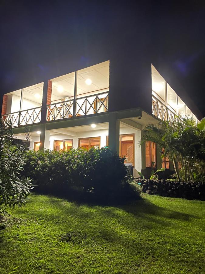 Teanehi Bed & Breakfast Hanga Roa Luaran gambar