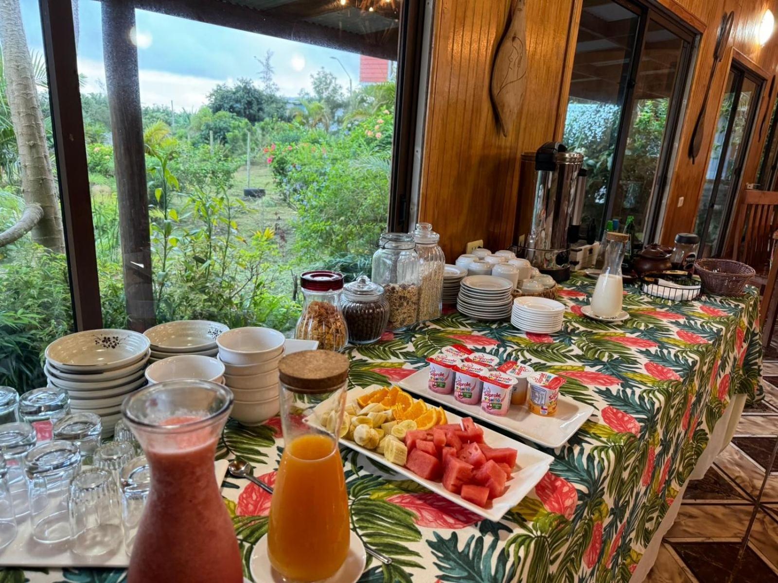 Teanehi Bed & Breakfast Hanga Roa Luaran gambar