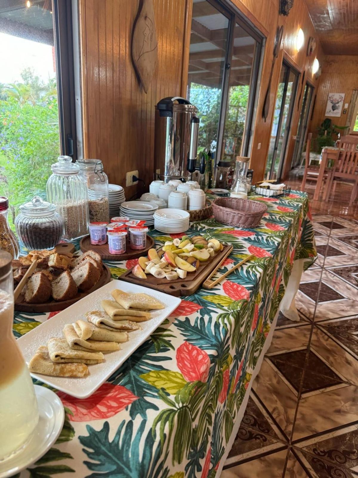 Teanehi Bed & Breakfast Hanga Roa Luaran gambar
