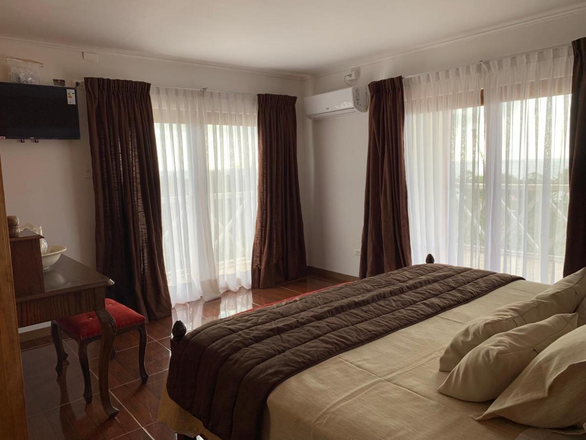 Teanehi Bed & Breakfast Hanga Roa Luaran gambar