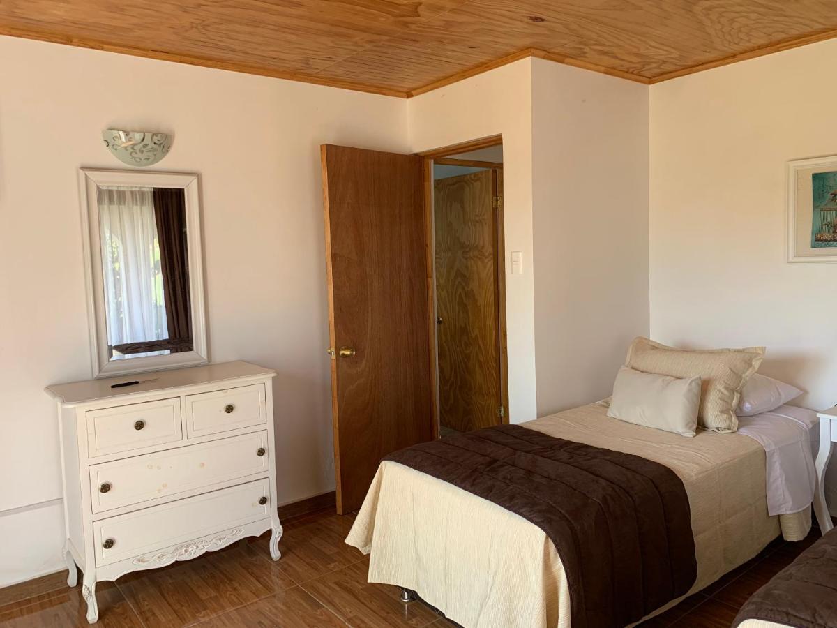 Teanehi Bed & Breakfast Hanga Roa Luaran gambar